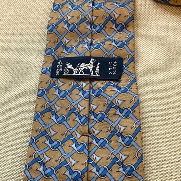 Hermes Blue and Brown Geometric Tie - Picture 5 of 8